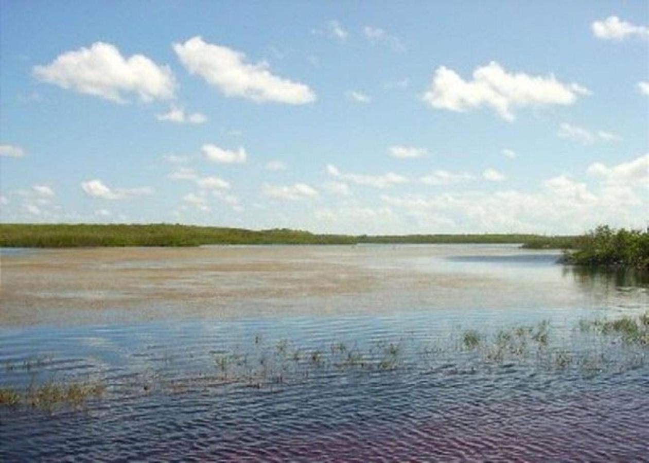 Buttonwood Reserve By Eleuthera Vacation Rentals Governor's Harbour Buitenkant foto